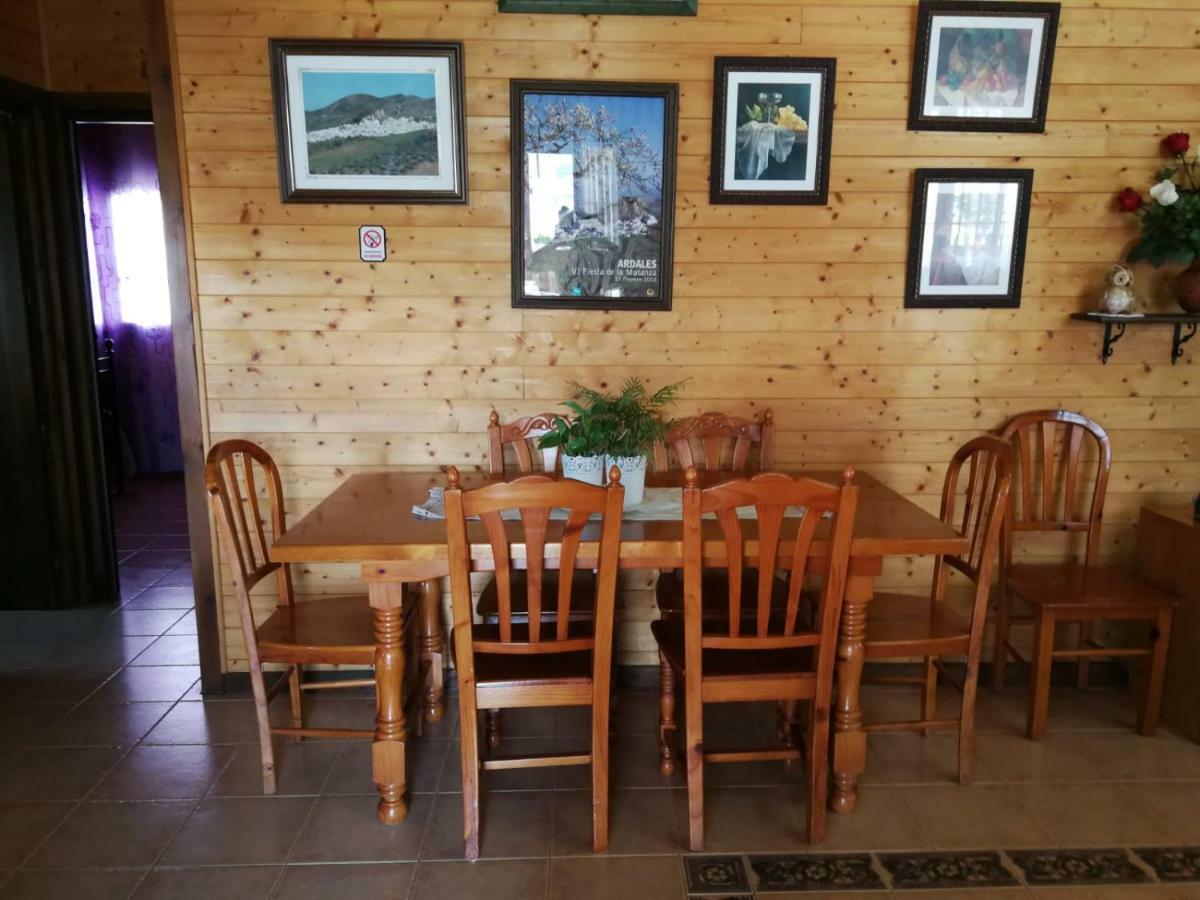 Villa La Casita De Madera Ardales Exterior foto
